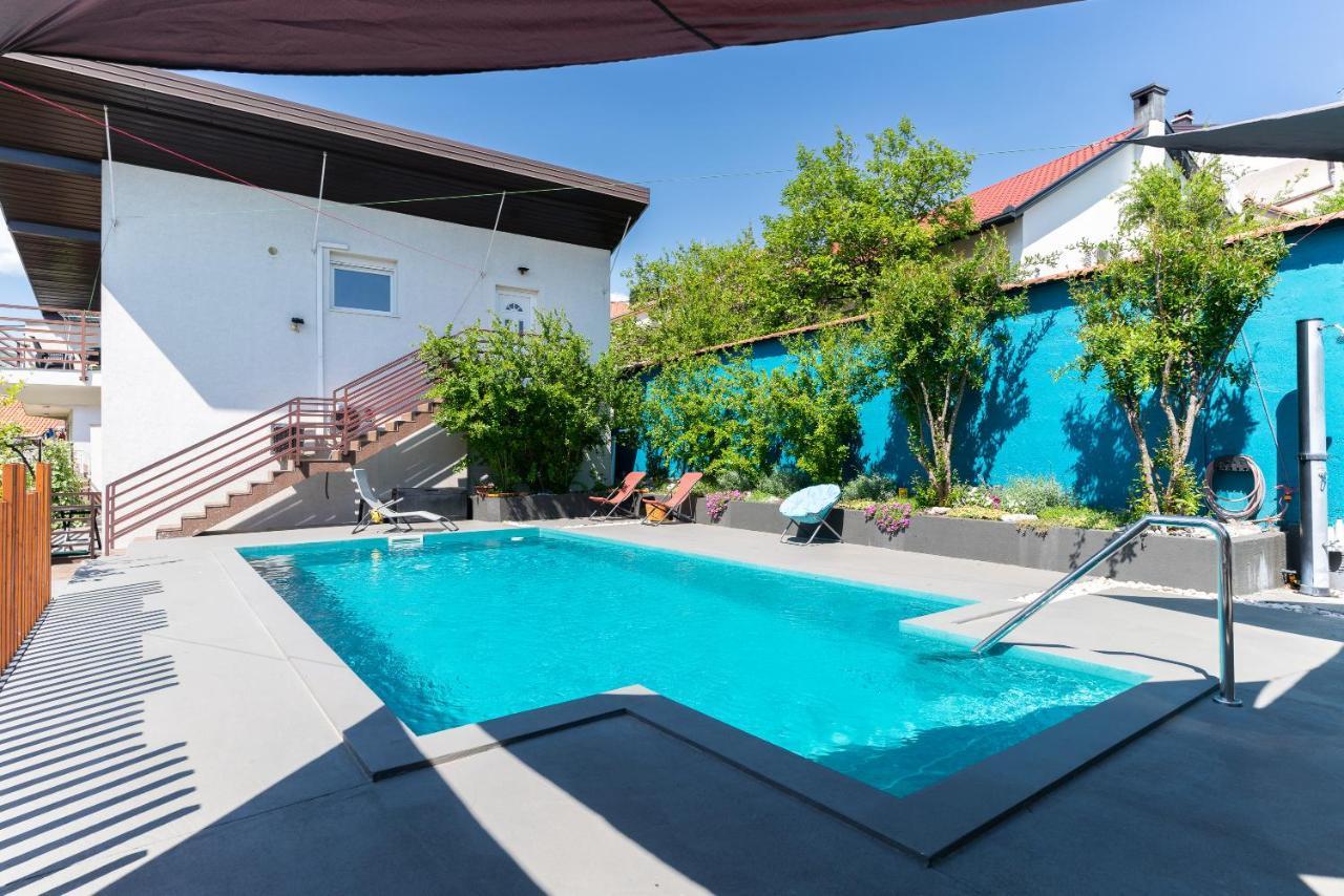 Pure Sky Apartments - With Pool Mostar Ngoại thất bức ảnh