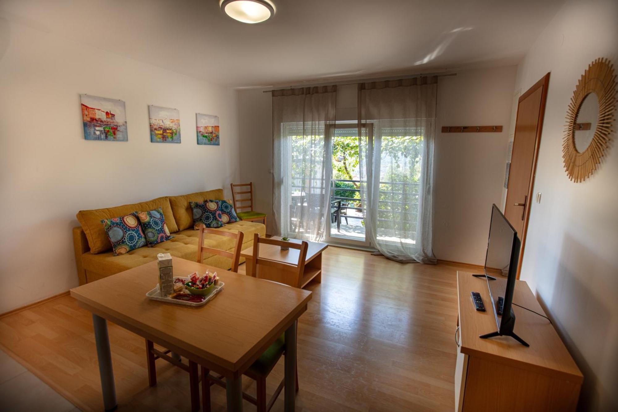 Pure Sky Apartments - With Pool Mostar Ngoại thất bức ảnh